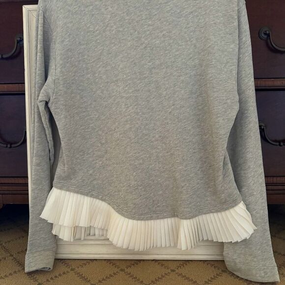 J. Crew gray long sleeved crew neck sweatshirt w layered pleated silk hem M NWOT - Picture 3 of 12